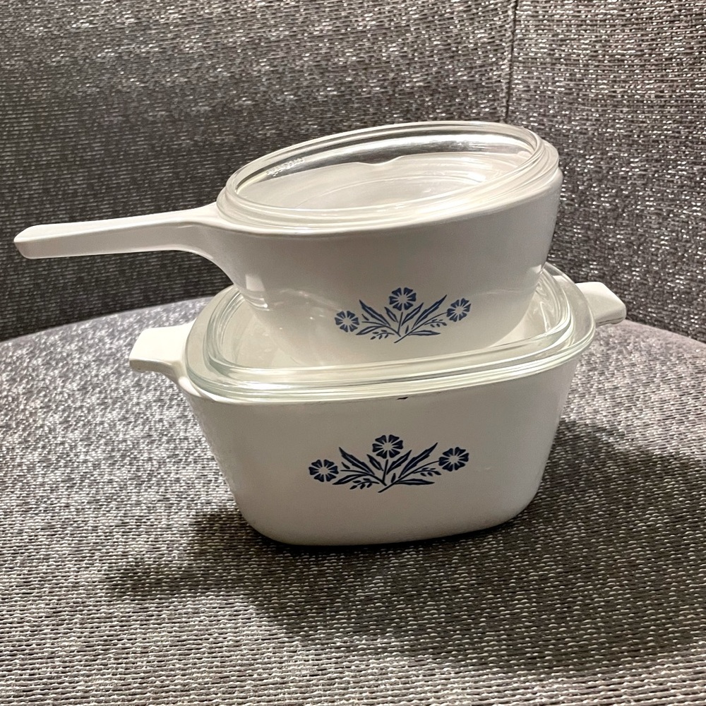VINTAGE CORNING WARE BLUE CORNFLOWER SET OF 2